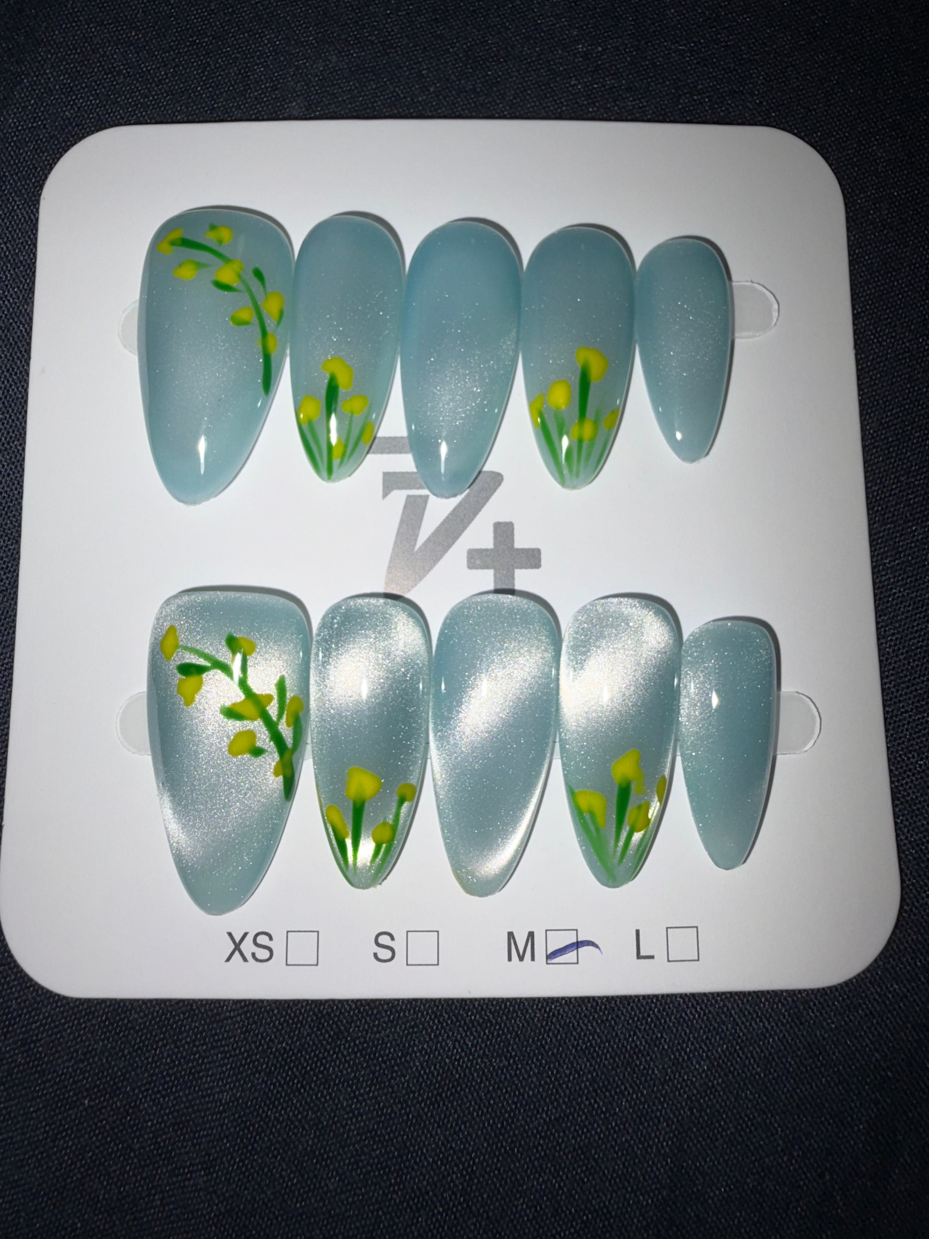 77 blue floral press on nails