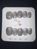 77 Grey Short press on nails