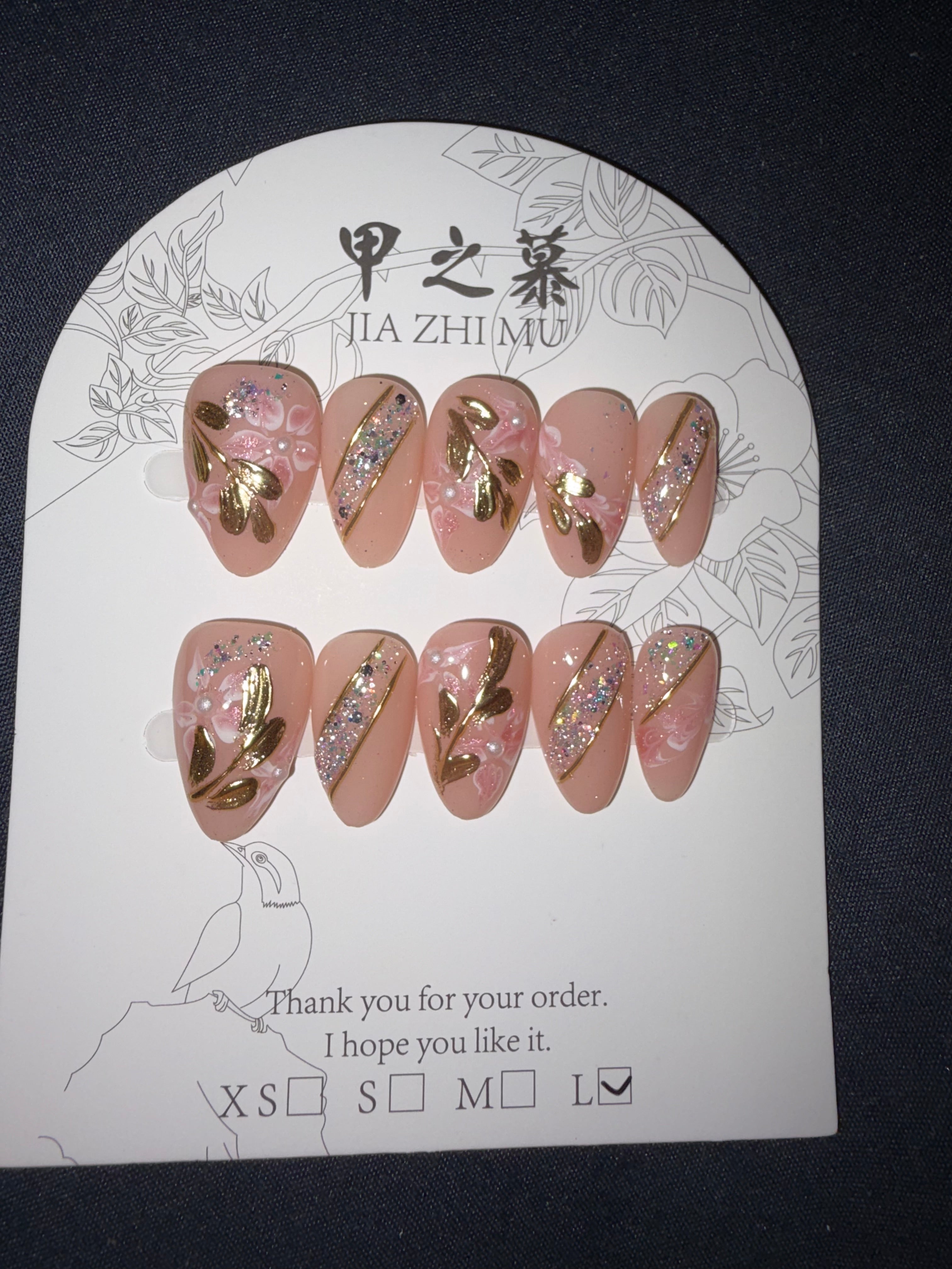 Gold Floral Nail Set Jia Zhi Mu