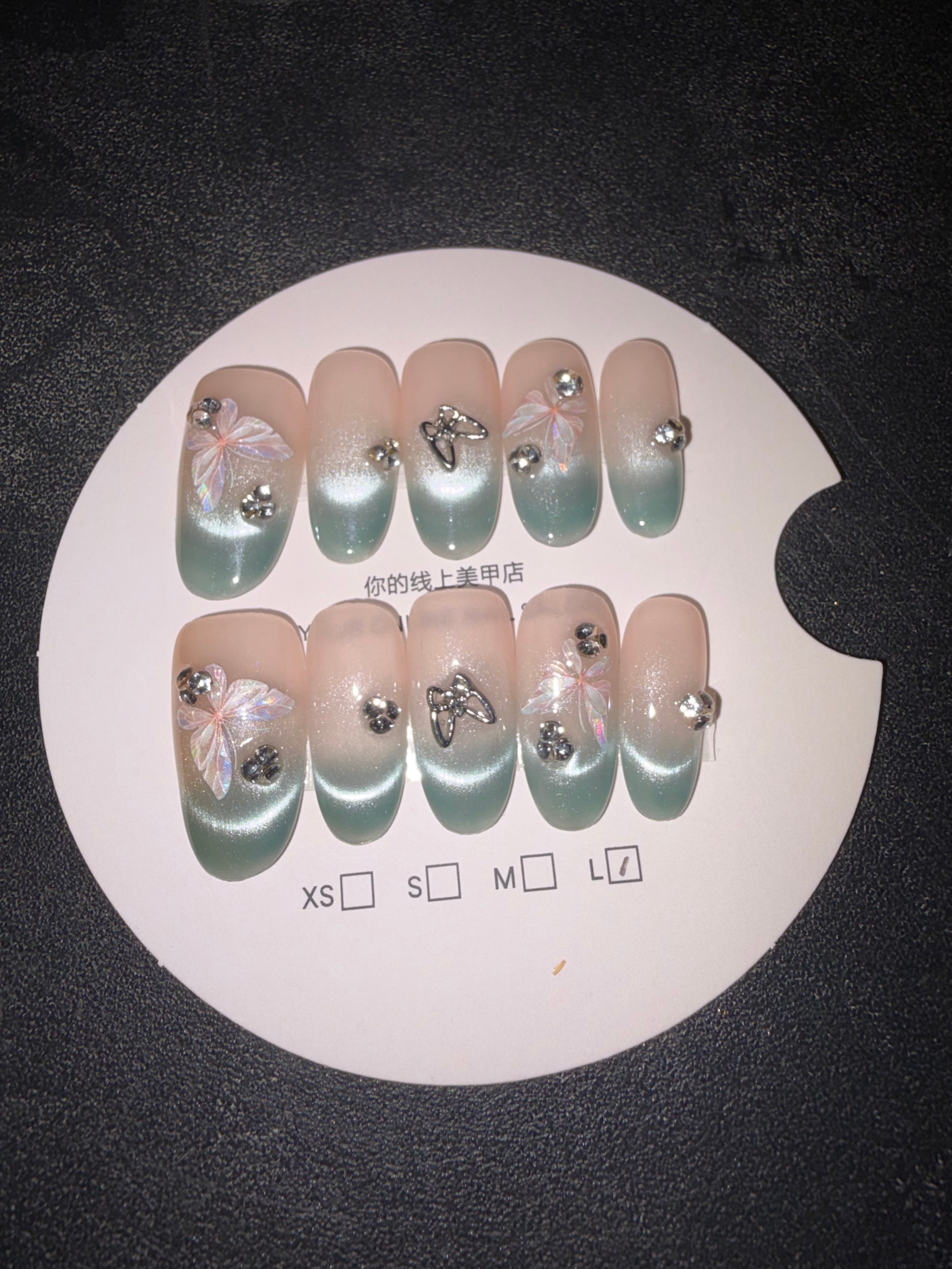 Round Green French butterfly press on nails