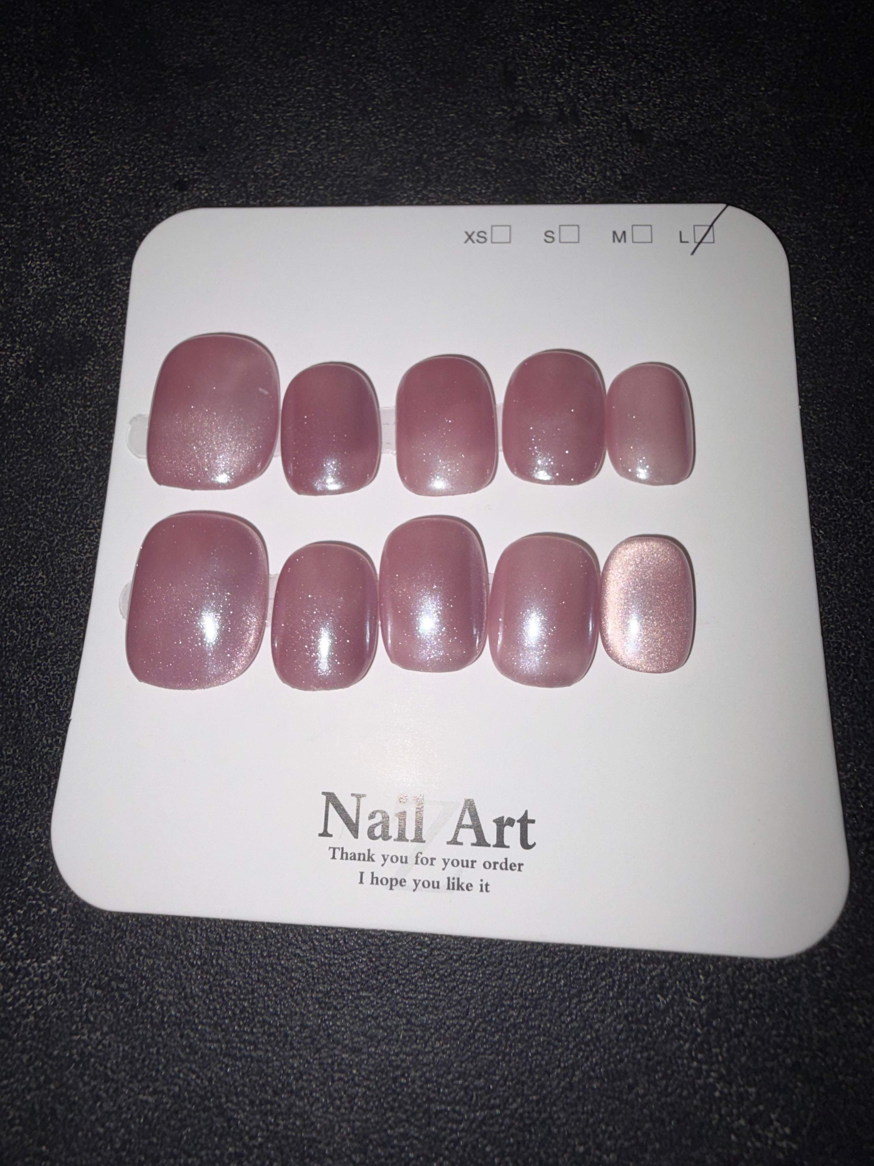 Short pink press on nails