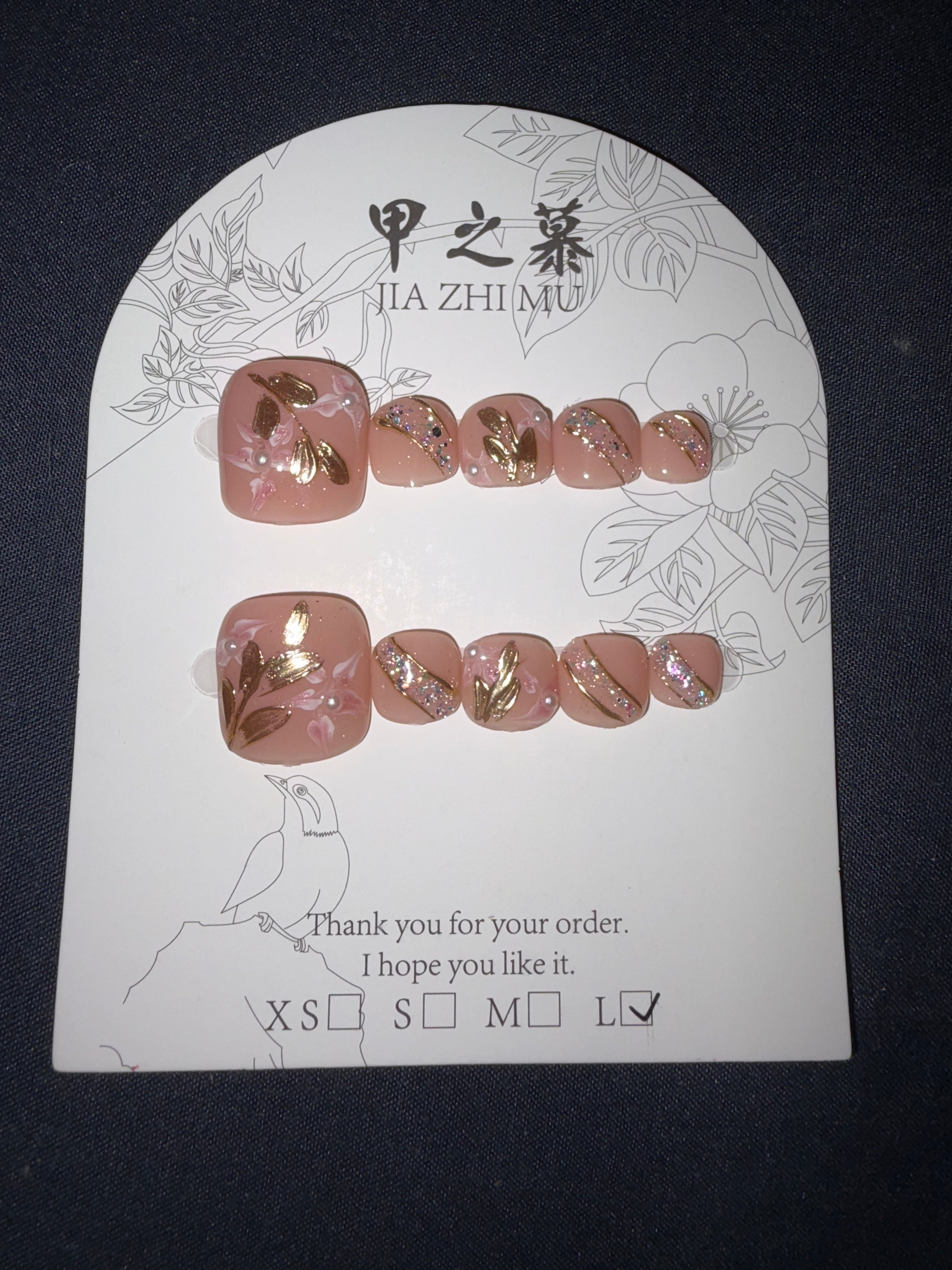 Gold Floral Nail Set Jia Zhi Mu