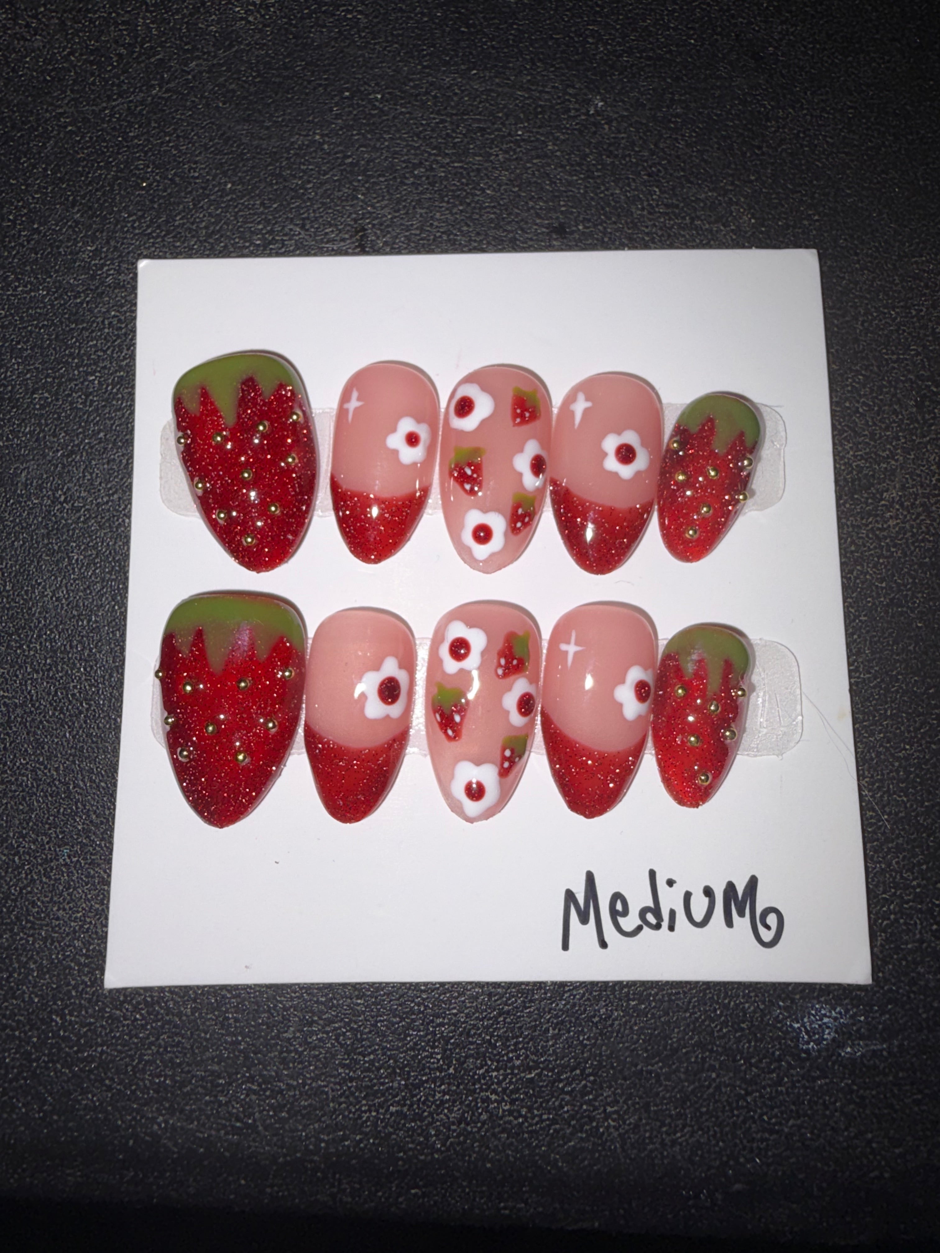 Strawberry 3D press on set