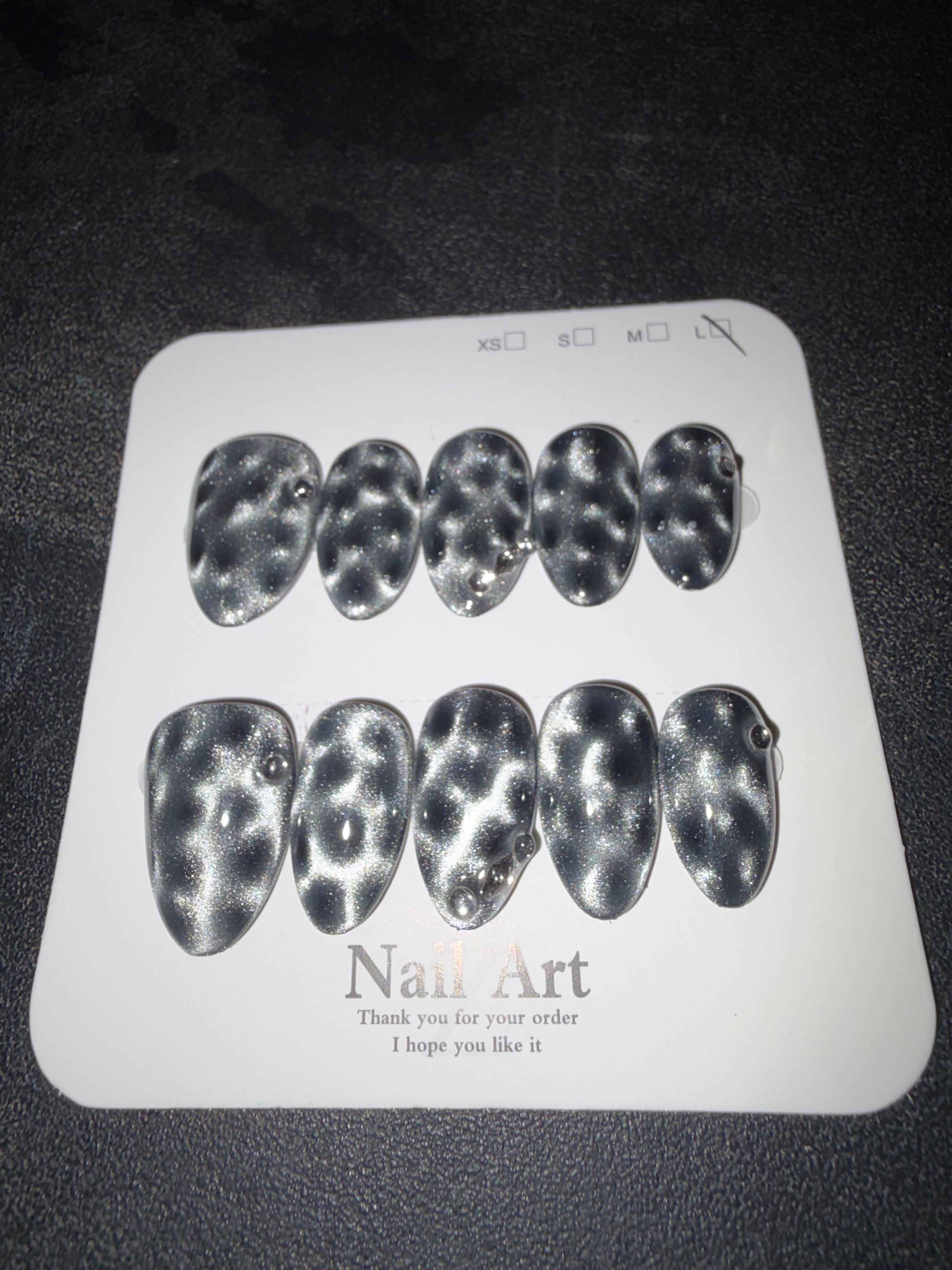 Black and silver dotted press on nails