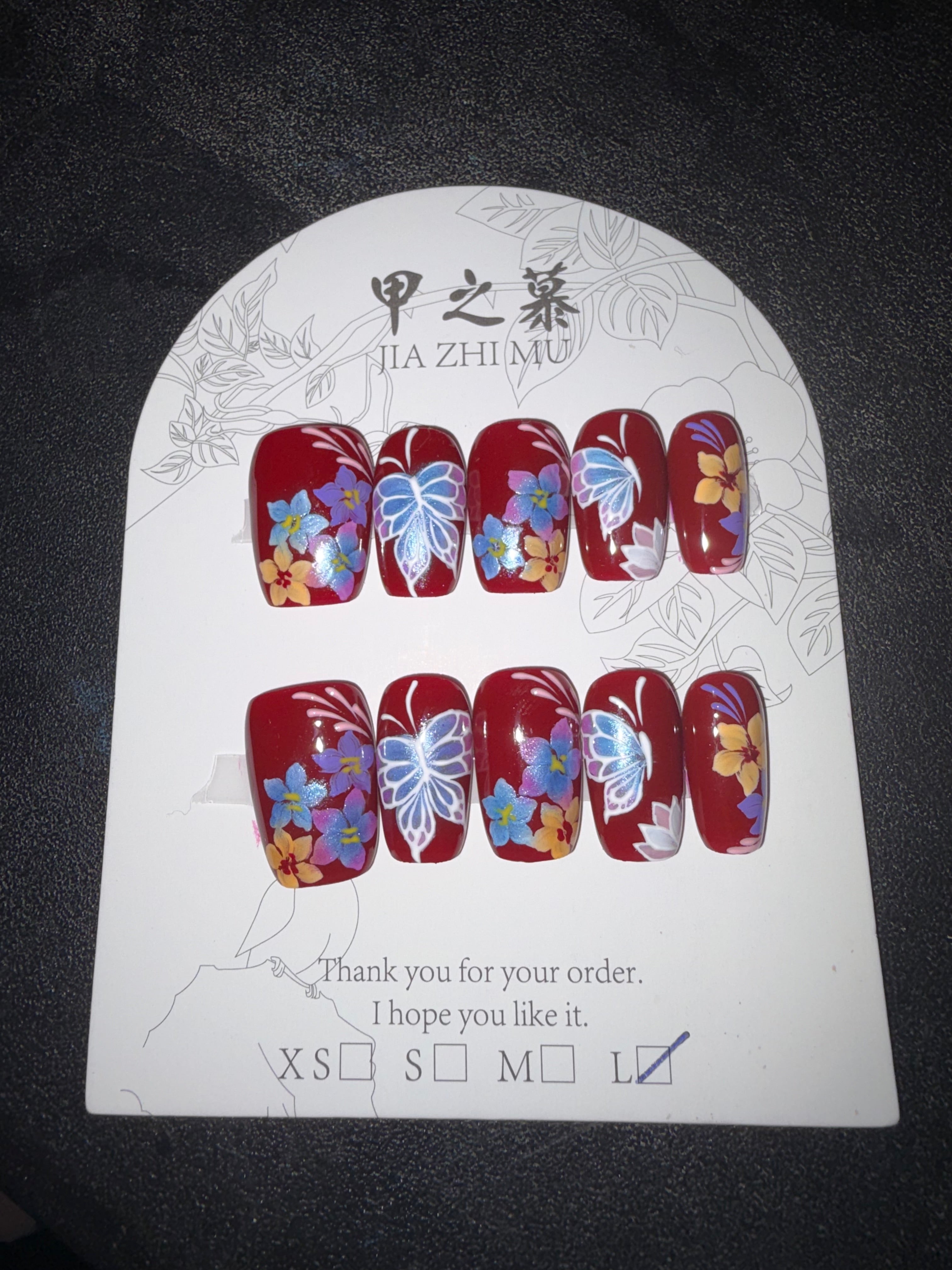 Red Jia Zhi Mu press ons