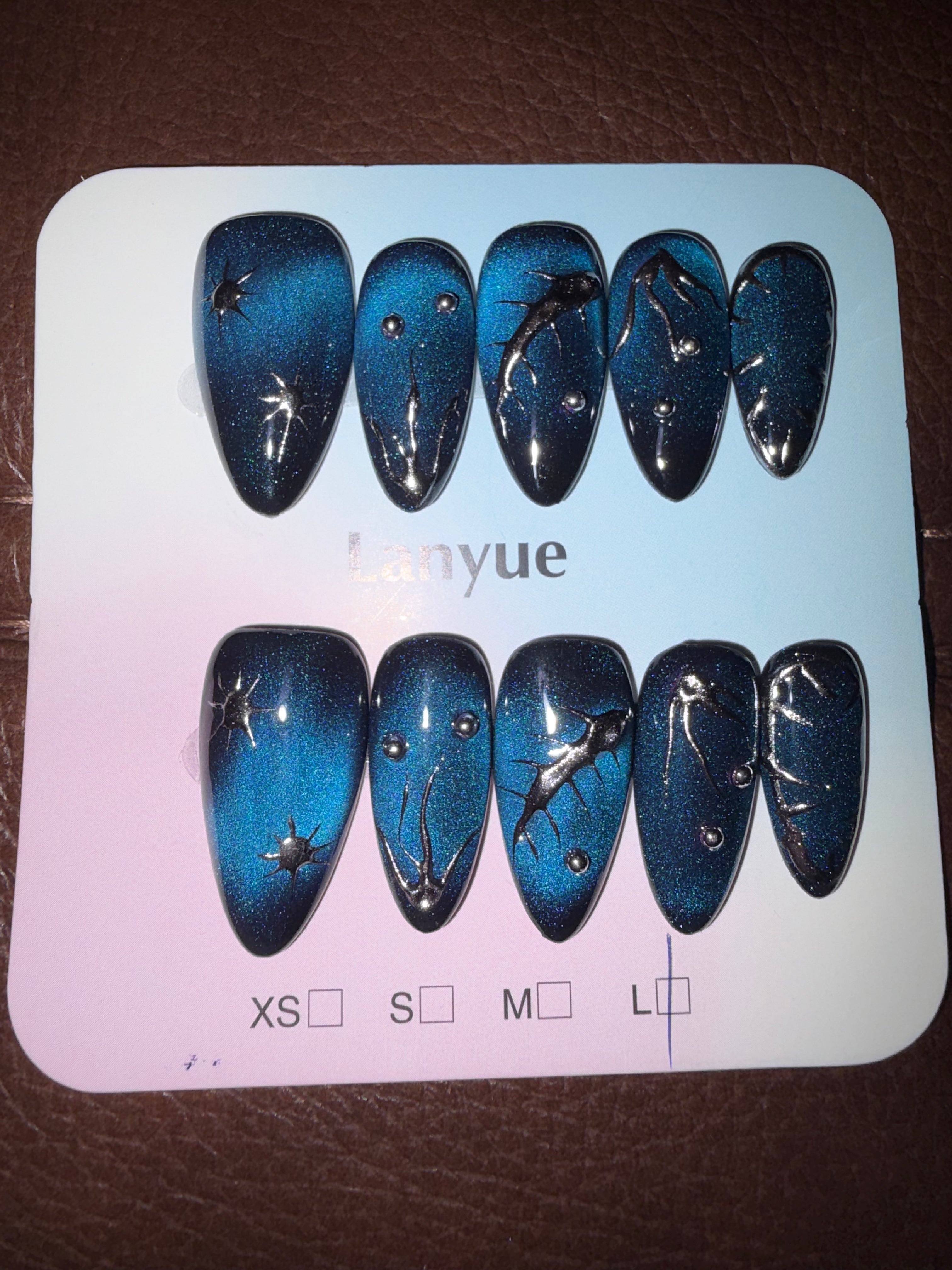 Blue black Cateye Press ons
